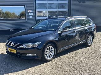 Auto incidentate Volkswagen Passat Variant 1.6 TDI Highline 2016/11