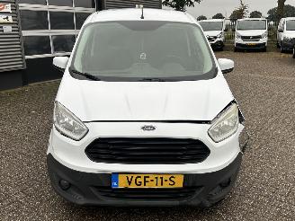Ford Transit Courier 1.5 TDCI Ambiente Start&Stop picture 8