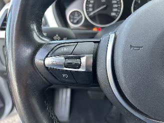 BMW 3-serie 318D Touring High Executive Automaat picture 19