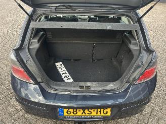 Opel Astra 1.4 Temptation picture 12