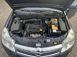 Opel Astra 1.4 Temptation picture 28