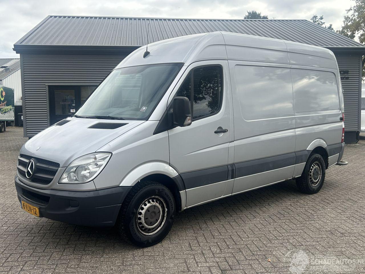 Mercedes Sprinter 215 2.2 CDI