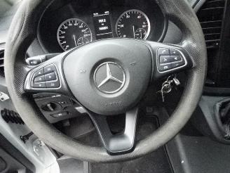 Mercedes Vito 109 CDI 165501 km airco imperiaal picture 13