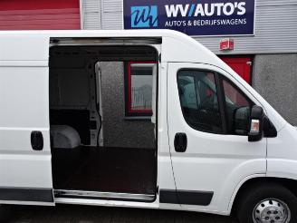 Peugeot Boxer 330 2.0 BlueHDI L2H2 Premium Pack 2 x schuifdeur picture 4