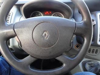 Renault Trafic 2.0 dCi T27 L1H1 Eco airco navi picture 10