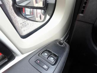 Peugeot Boxer PEUGEOT peugeot boxer rolstoelbus 9 pers met lift airco picture 23