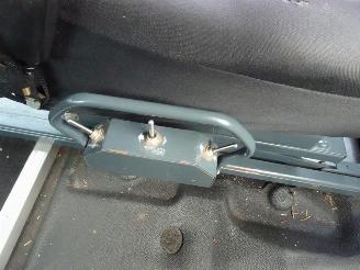 Ford Transit 300S 2.4TDdi rolstoelbus met lift automaat picture 16