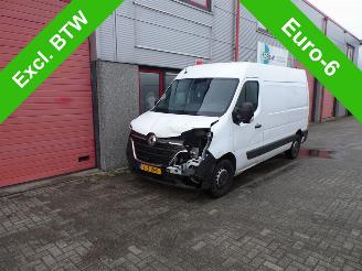 skadebil bedrijf Renault Master T35 2.3 dCi 135 L2H2 Comfort 117276 km ! met inrichting 2021/10