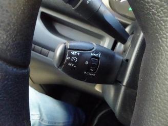 Peugeot Expert 231S 2.0 BlueHDI 120 Pro 3 zits airco picture 14