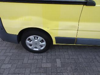 Renault Trafic 2.0 dCi T29 L2H1 airco picture 11