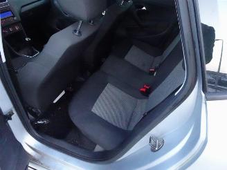 Volkswagen Polo 1.2 TDI BlueMotion Comfortline airco parkeer schade kan rijdend mee picture 17