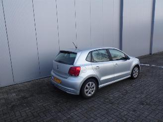 Volkswagen Polo 1.2 TDI BlueMotion Comfortline airco parkeer schade kan rijdend mee picture 3
