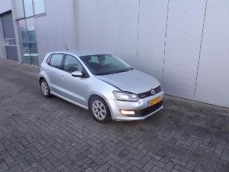 Volkswagen Polo 1.2 TDI BlueMotion Comfortline airco parkeer schade kan rijdend mee picture 4
