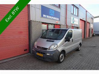 bruktbiler bedrijf Opel Vivaro 1.9 DI L1H1 3 zits 2005/11