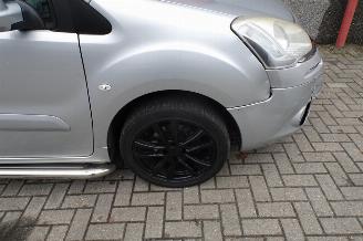 Citroën Berlingo 1.6 e-HDI 500 Club Economy 3 zits clima navi picture 15