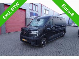 krockskadad bil bedrijf Renault Master T35 2.0 dCi 130 L3H2 Start nieuw model 3 zits bpm vrij !!!!!!!!!! 2024/12