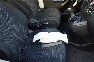 Citroën C4-picasso 1.6 VTi Selection clima navi lees text picture 9