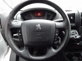 Peugeot Boxer 330 2.0 BlueHDI L2H2 Premium Pack 2 x schuifdeur picture 21