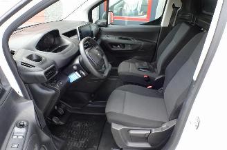 Peugeot Partner 1.5 BlueHDI Premium airco camera cruis trekhaak picture 11