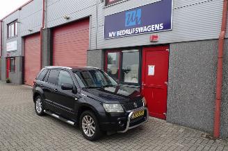 Suzuki Grand-vitara 2.0-16V Limited leer lmv sidebars picture 4