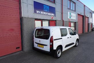 Peugeot Partner 1.5 BlueHDI Premium met achterklep airco picture 4
