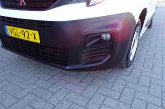 Peugeot Partner 1.5 BlueHDI Premium met achterklep airco picture 27