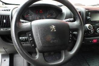 Peugeot Boxer 335 2.2 BlueHDi 140 L2H2 Premium picture 27