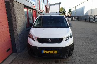 Peugeot Expert 226S 1.6 BlueHDI 95 Premium met imperiaal en betimmering picture 13
