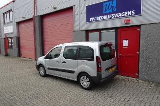 Citroën Berlingo 1.6 hdi multispace airco 2 x schuifdeur 175769 km !!!! picture 2