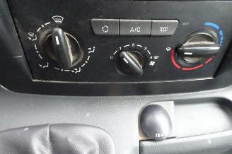 Peugeot Expert 229 2.0 HDI L2H1 Navteq 2 121655 km !! 3 zits picture 12