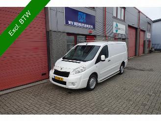Käytettyjen commercial vehicles Peugeot Expert 229 2.0 HDI L2H1 Navteq 2 121655 km !! 3 zits 2016/1