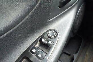 Peugeot Expert 229 2.0 HDI L2H1 Navteq 2 121655 km !! 3 zits picture 19