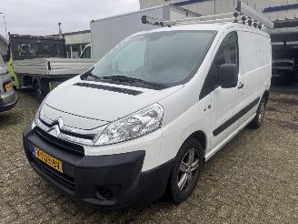 krockskadad bil bedrijf Citroën Jumpy Dangel 4X4 2017/5