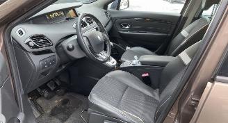 Renault Scenic  picture 7