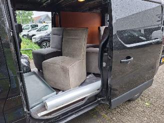 Renault Trafic 2.0 dCi130 picture 4