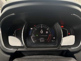 Renault Grand-scenic  picture 18