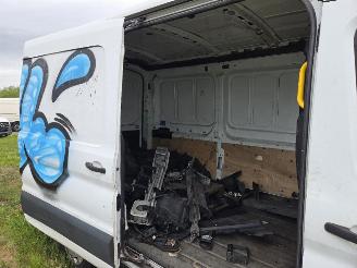Ford Transit  picture 8