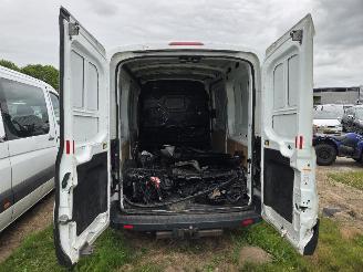 Ford Transit  picture 9