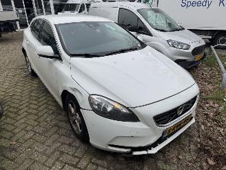 Auto incidentate Volvo V-40  2013/6