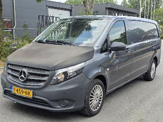 krockskadad bil bedrijf Mercedes Vito Mercedes Vito 116 2017/6
