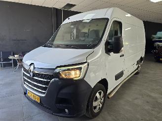 krockskadad bil bedrijf Renault Master L2H2 2.3 CDTi 110Kw 2021/10