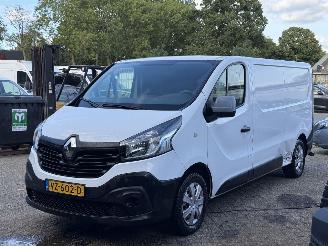 dommages fourgonnettes/vécules utilitaires Renault Trafic  2016/9