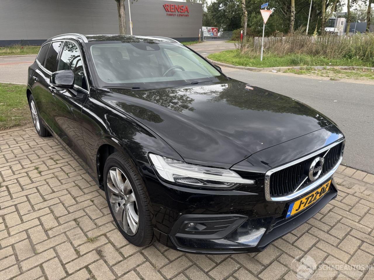 Volvo V-60 