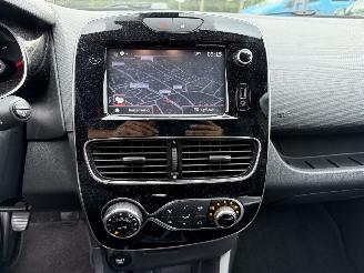 Renault Clio 0.9 TCe Intens Hatchback 5-dr. picture 12