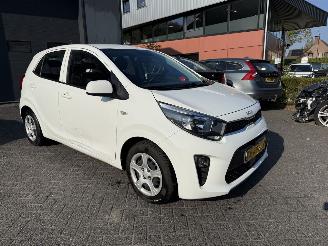 skadebil auto Kia Picanto 1.0 DPi ComfortLine 5p  Hatchback 5-dr. 2021/11