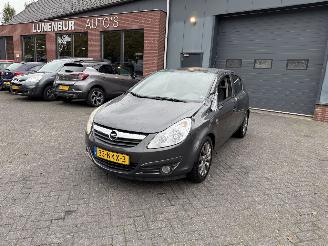 skadebil auto Opel Corsa 1.4-16V \'111\' Edition (Hatchback 5-dr.) 2010/9