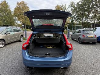 Volvo V-60 2.4 D6 AWD Plug-In Hybrid Summum picture 12