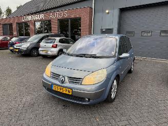 uszkodzony samochody osobowe Renault Scenic 2.0-16V Expression Comfort 2004/11
