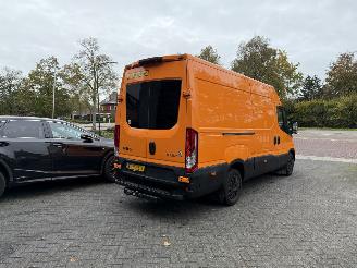 Iveco Daily 35S21V 3.0 352 H2 LUCHTVERING  204PK picture 12