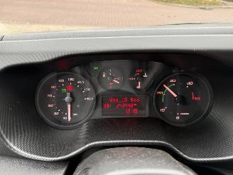 Iveco Daily 35S21V 3.0 352 H2 LUCHTVERING  204PK picture 18
